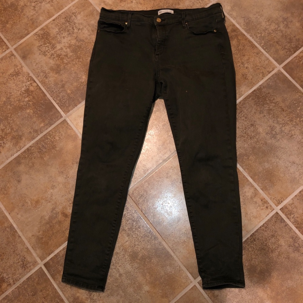 Women’s Gap True Skinny Jeans - Olive color